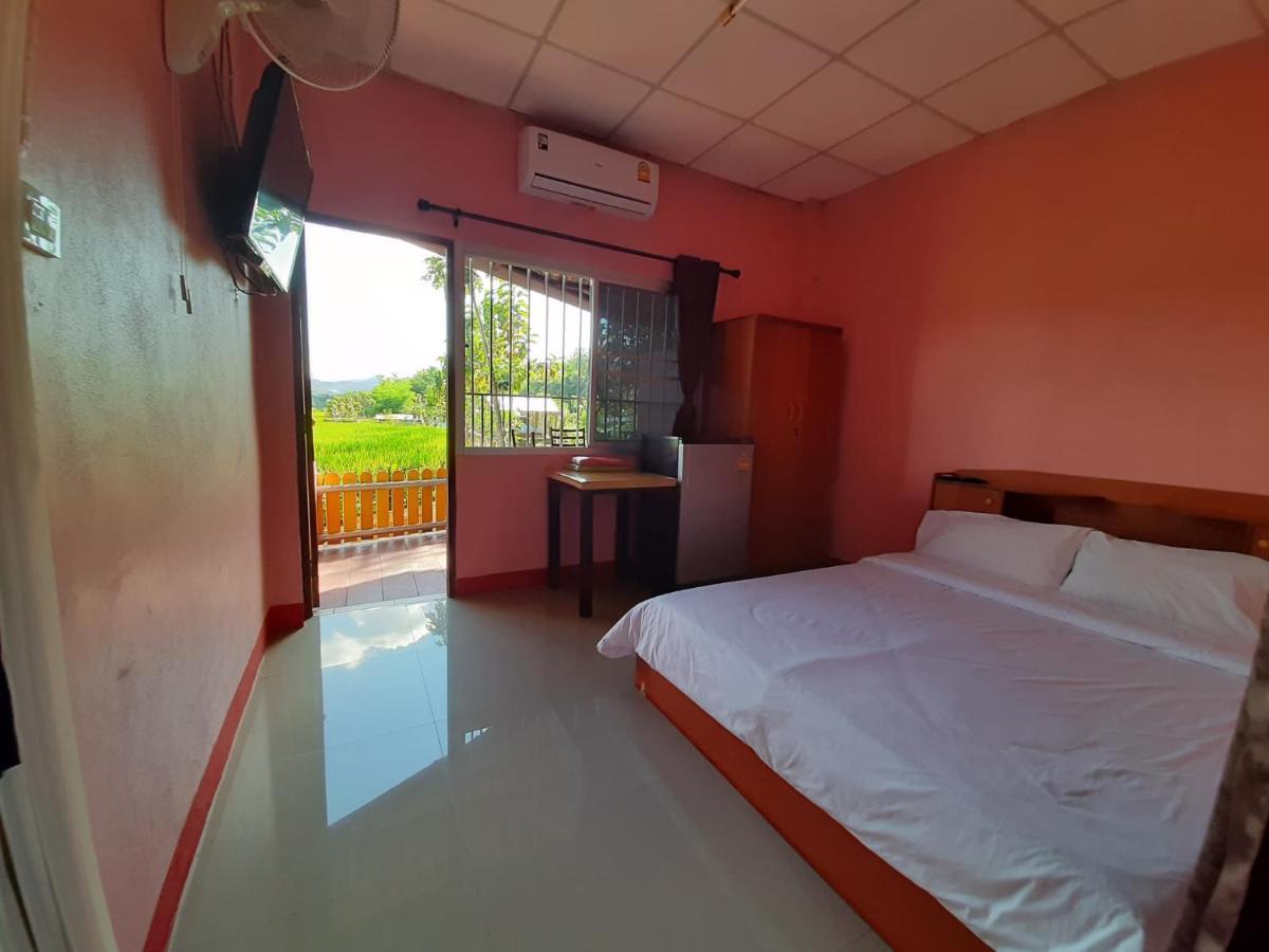 Khuang Na Farmview Bed & Breakfast Mae Chaem Exterior photo
