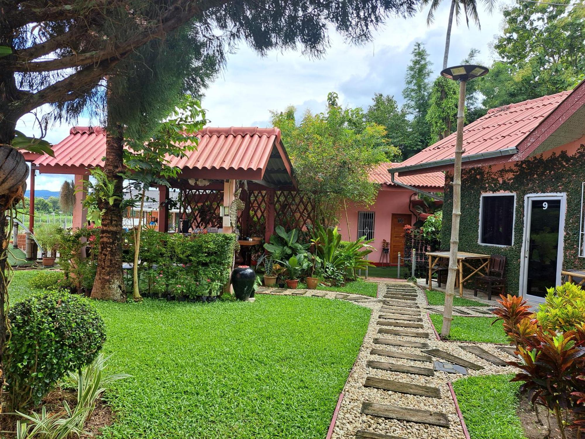 Khuang Na Farmview Bed & Breakfast Mae Chaem Exterior photo